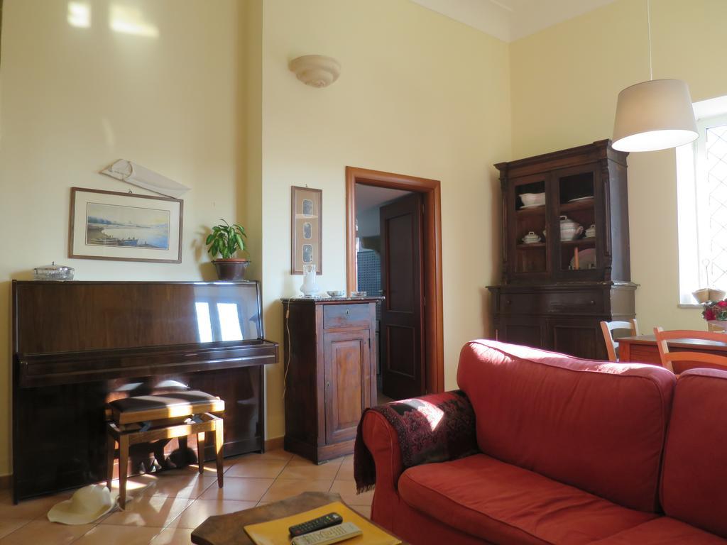 Appartement La Casa Della Musica à Naples Extérieur photo