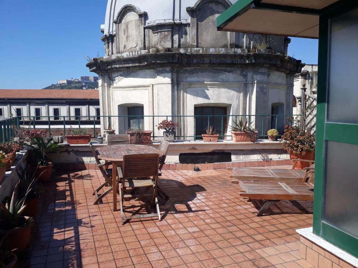 Appartement La Casa Della Musica à Naples Extérieur photo